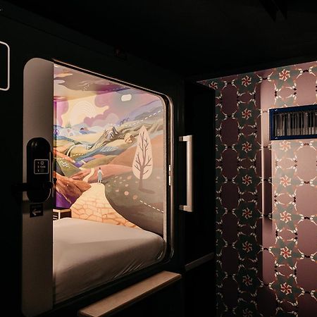 Capsule Hotel - Lucerne Old Town Dış mekan fotoğraf