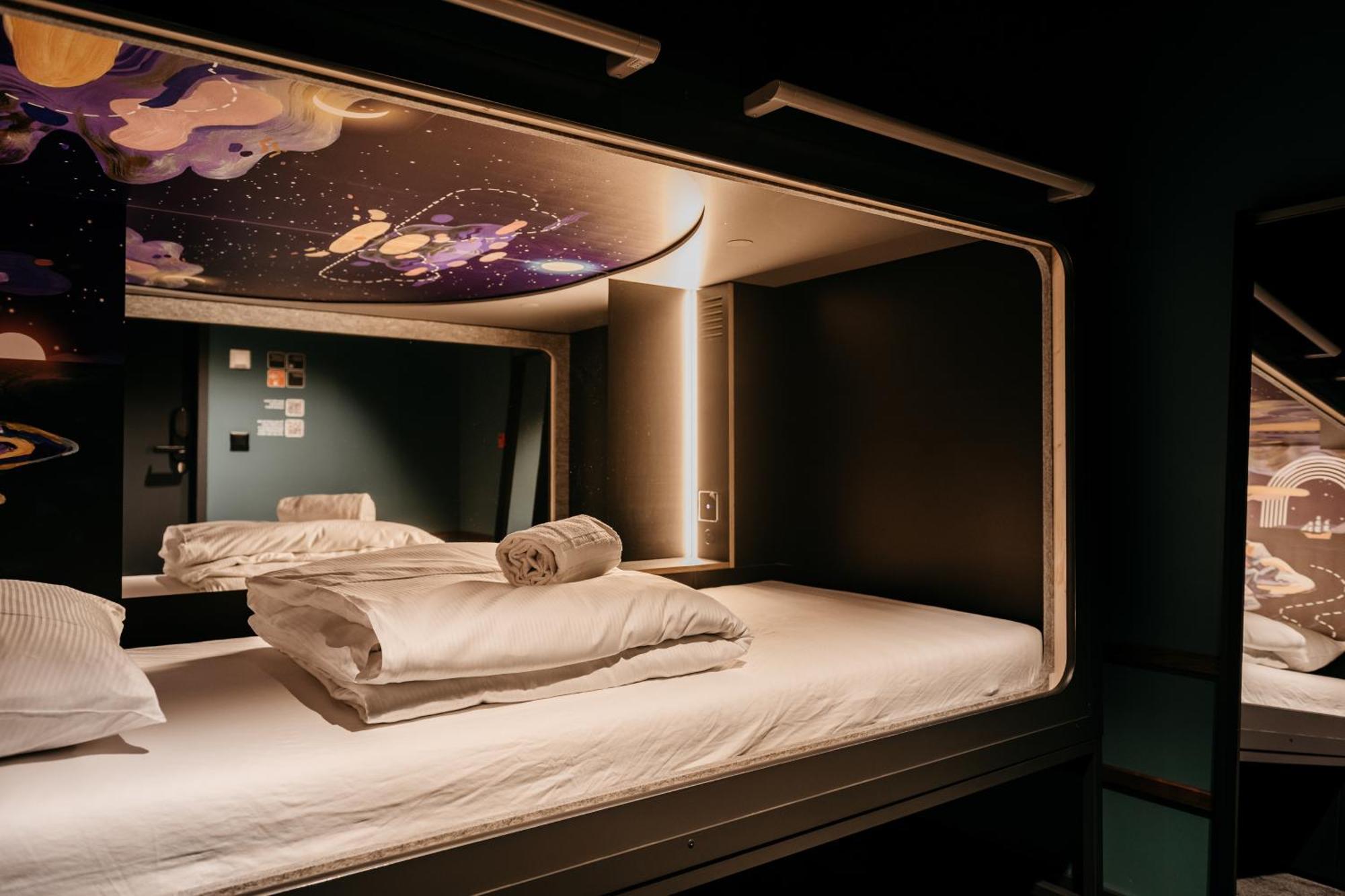 Capsule Hotel - Lucerne Old Town Dış mekan fotoğraf