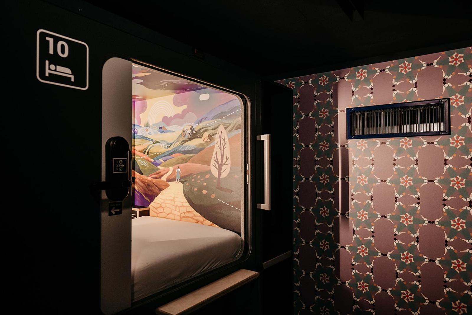Capsule Hotel - Lucerne Old Town Dış mekan fotoğraf